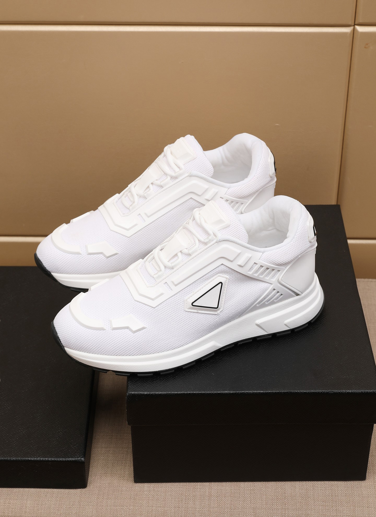 Designer Casual Pradas Shoes 19FW Symphony Black White Pradas Sneakers Capsule Series Shoe Lates P Cloudbust Thunder Trainers Rubber Low Top Platform Sneaker, Buy the box
Designer Casual Pradas Shoes 19FW Symphony Black White Pradas Sneakers Capsule Series Shoe Lates P Cloudbust Thunder Trainers Rubber Low Top Platform Sneaker, Buy the box