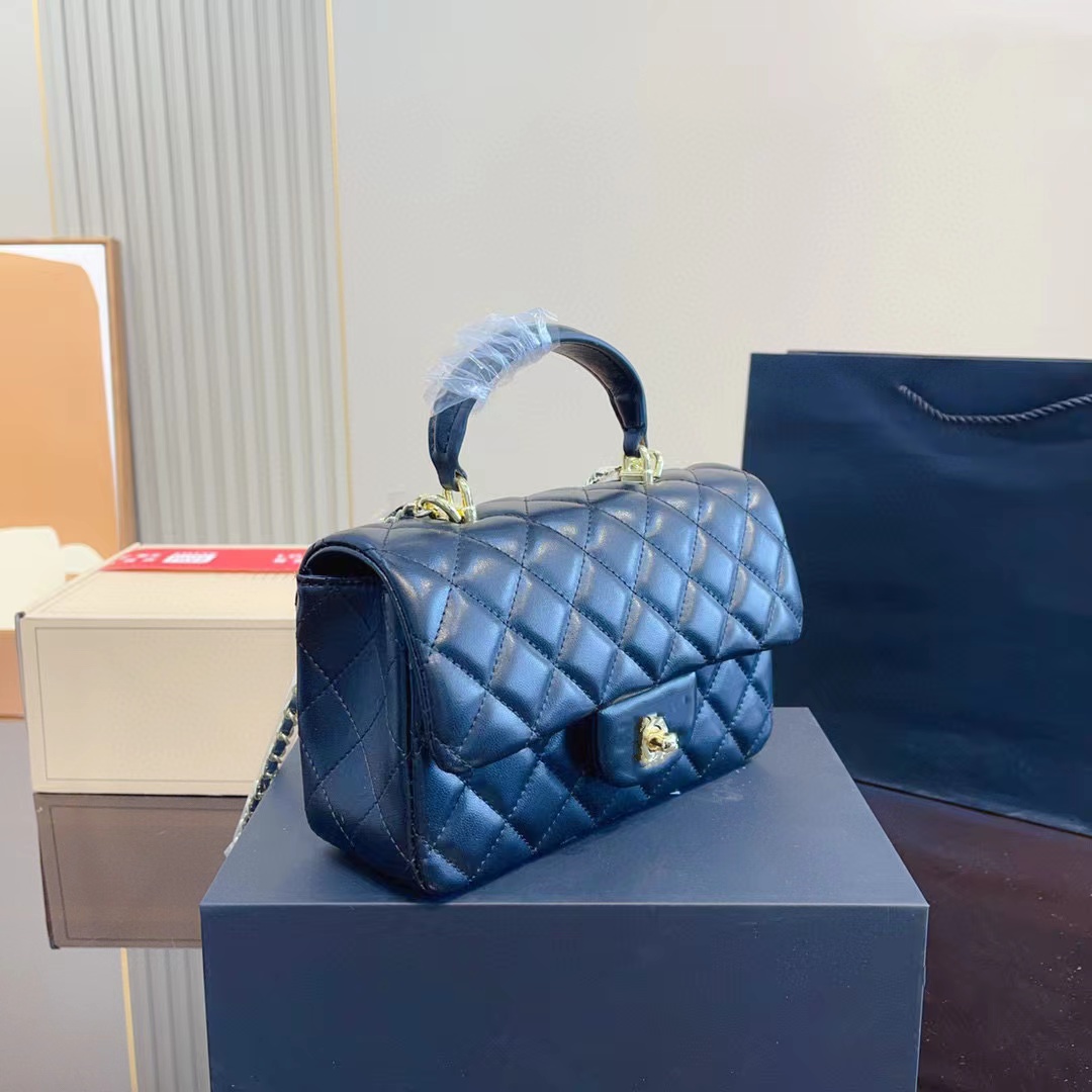 Fashion CF handle women bag flap cowhide rhombus single shoulder bag letter logo new large capacity designer luxury bag, Yellow
Fashion CF handle women bag flap cowhide rhombus single shoulder bag letter logo new large capacity designer luxury bag, Yellow