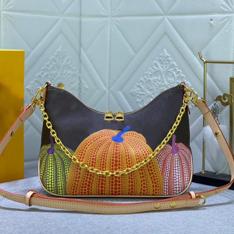Classic Vintage Cross Body Bag High Quality Canvas Pumpkin Pattern Handbags Style Versatile Large Capacity Single Shoulder Oxhorn Bag, Khaki
Classic Vintage Cross Body Bag High Quality Canvas Pumpkin Pattern Handbags Style Versatile Large Capacity Single Shoulder Oxhorn Bag, Khaki