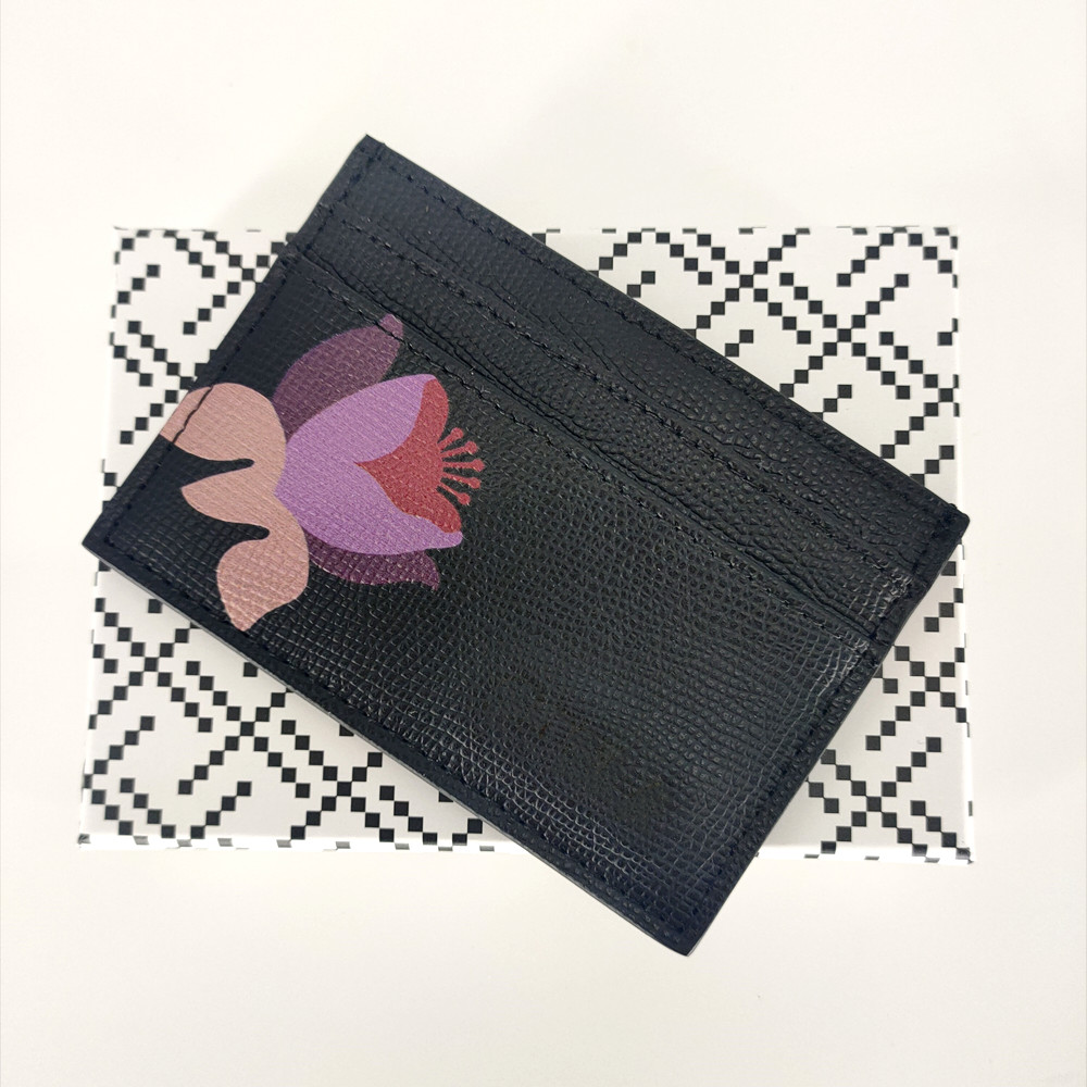 Fashion Women Bank Card Holder Magnolia Flower And Hummingbird Real Genuine Leather Textured Credit Card Holder Mini Wallet With Box, Back with magnolia flower
Fashion Women Bank Card Holder Magnolia Flower And Hummingbird Real Genuine Leather Textured Credit Card Holder Mini Wallet With Box, Back with magnolia flower
