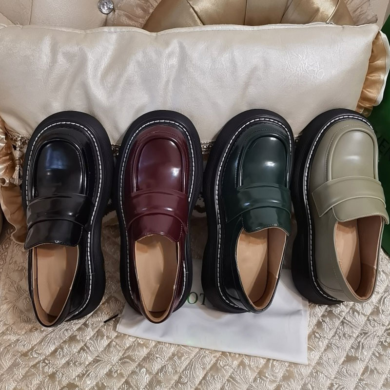 Thick sole loafers leather shoes Luxury brand casual slip on designer Italian womens drill square buckle breathable laces Push shoe with box Push, Color2
Thick sole loafers leather shoes Luxury brand casual slip on designer Italian womens drill square buckle breathable laces Push shoe with box Push, Color2