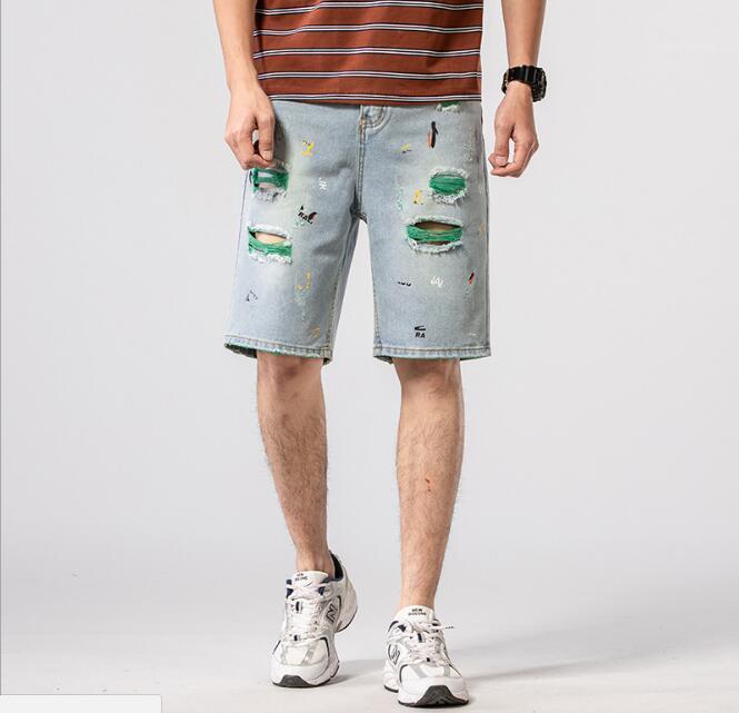 Men's Jeans Ripped Shorts Printed Five-point Pants Trendy Loose Comfortable Denim Hong Kong Style
Men's Jeans Ripped Shorts Printed Five-point Pants Trendy Loose Comfortable Denim Hong Kong Style