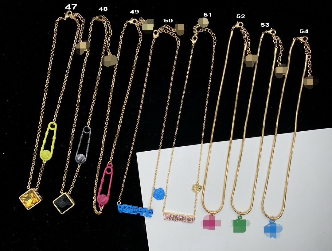 Luxury Brand Fashion Men's Necklaces Medusa Head Pendant 18K Gold plated Banshee Portrait Neck Chain Classic Style 2023 New models Women jewelry 
