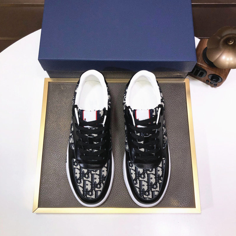 Men's Paris Genuine shoes Leather Lace-up sports shoes men running Fashion sneakers Flat shoes Designer Leather stitching Casual shoes, White
Men's Paris Genuine shoes Leather Lace-up sports shoes men running Fashion sneakers Flat shoes Designer Leather stitching Casual shoes, White