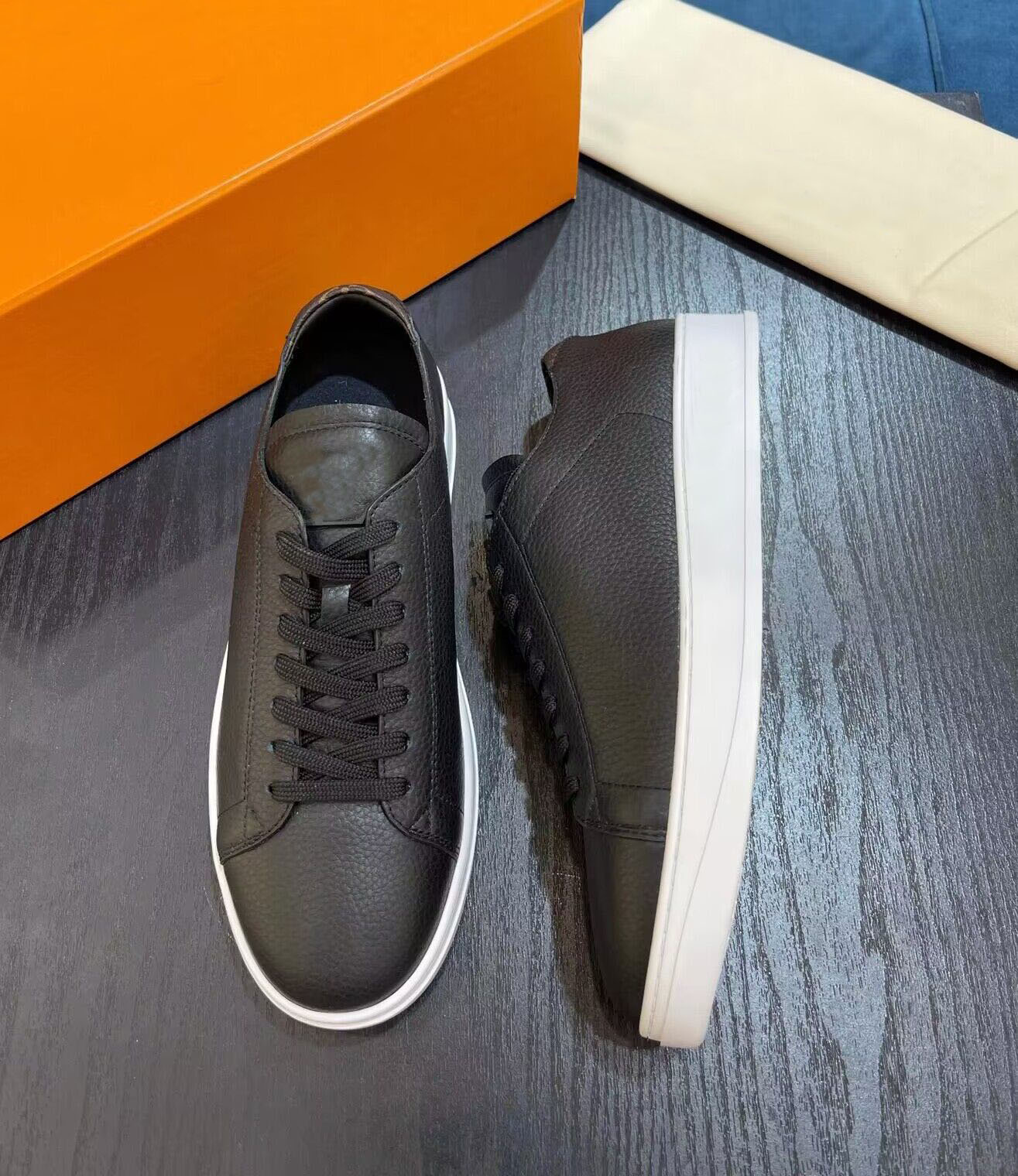 ggly Top Brand Resort Sneakers Shoes White Black Grained Calf Leather Rubber Platform Sole Men Skateboard Walking Wholesale Footwear EU38-46