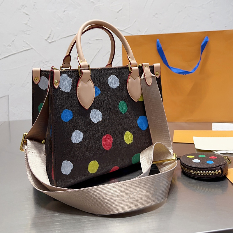 Onthego Tote Bags Designer Handbags Luxury Brands Shoulder Bag Classic Women Crossbody Handbag
Onthego Tote Bags Designer Handbags Luxury Brands Shoulder Bag Classic Women Crossbody Handbag