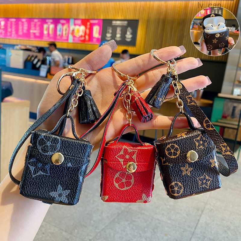 Fashion Designer Airpods Case Keychains Trinkets PU Leather Key Rings Chains Jewelry Brown Flower Pendant Bag Charms Keyrings Car Keys
Fashion Designer Airpods Case Keychains Trinkets PU Leather Key Rings Chains Jewelry Brown Flower Pendant Bag Charms Keyrings Car Keys