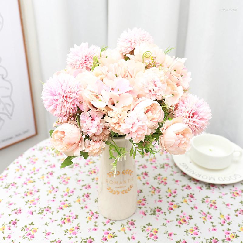 Decorative Flowers Champagne White Peony Artificial Flower Bouquet Wedding Party Home Decoration Fake Desktop DIY Art
Decorative Flowers Champagne White Peony Artificial Flower Bouquet Wedding Party Home Decoration Fake Desktop DIY Art