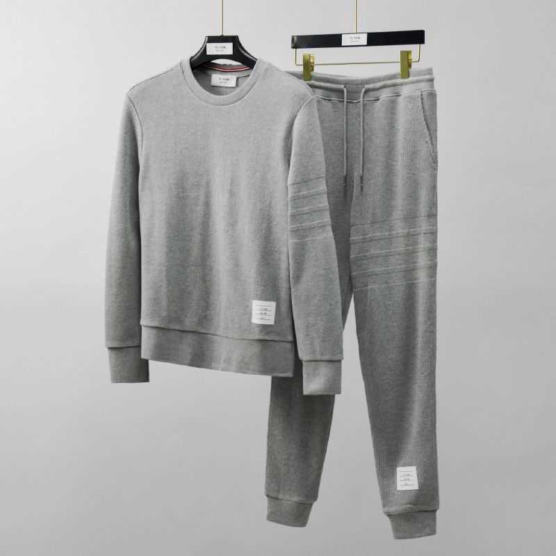 Spring and Autumn Leisure Sports Trend High-end Set Tb Thom Cotton Men's Sweater Handsome Korean Pants, Light gray
Spring and Autumn Leisure Sports Trend High-end Set Tb Thom Cotton Men's Sweater Handsome Korean Pants, Light gray