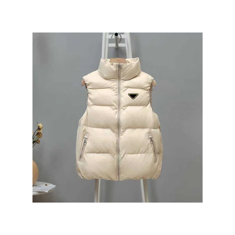 Designer Women' Vest Jacket Sleeveless Hooded Outerwear coat Fashion classic letter Sleeveless Woman Jackets Coat Matte Slim Outwears Coats size -L
Designer Women' Vest Jacket Sleeveless Hooded Outerwear coat Fashion classic letter Sleeveless Woman Jackets Coat Matte Slim Outwears Coats size -L