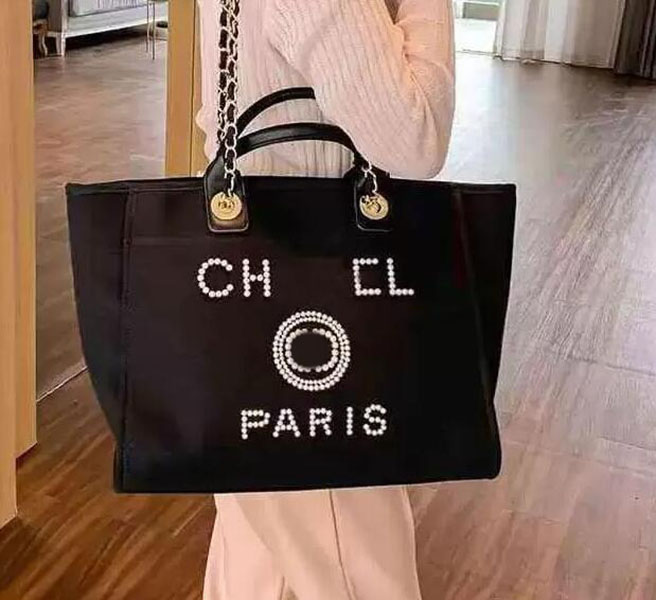 Luxury Classic Fashion Beach Bags Tote Label Pearl Evening Bag Portable Large Capacity Female Designer Canvas Handbag Brand Women Handbags Ladies Backpack, Black (black pearl)
Luxury Classic Fashion Beach Bags Tote Label Pearl Evening Bag Portable Large Capacity Female Designer Canvas Handbag Brand Women Handbags Ladies Backpack, Black (black pearl)