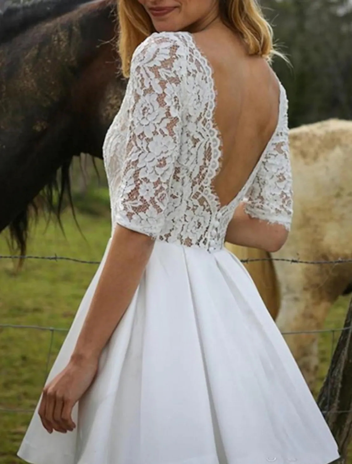 Sexy Wedding Dress 2023 Short A-Line Half Sleeve V Neck Backless Satin Lace Bride Party Gowns Robe De Mariage Boho