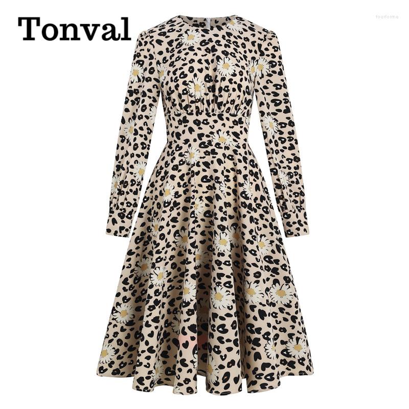 Casual Dresses Tonval Daisy And Leopard Print Elegant High Waist Vintage Autumn Dress 2023 Women O-Neck Long Sleeve A-Line Midi
Casual Dresses Tonval Daisy And Leopard Print Elegant High Waist Vintage Autumn Dress 2023 Women O-Neck Long Sleeve A-Line Midi
