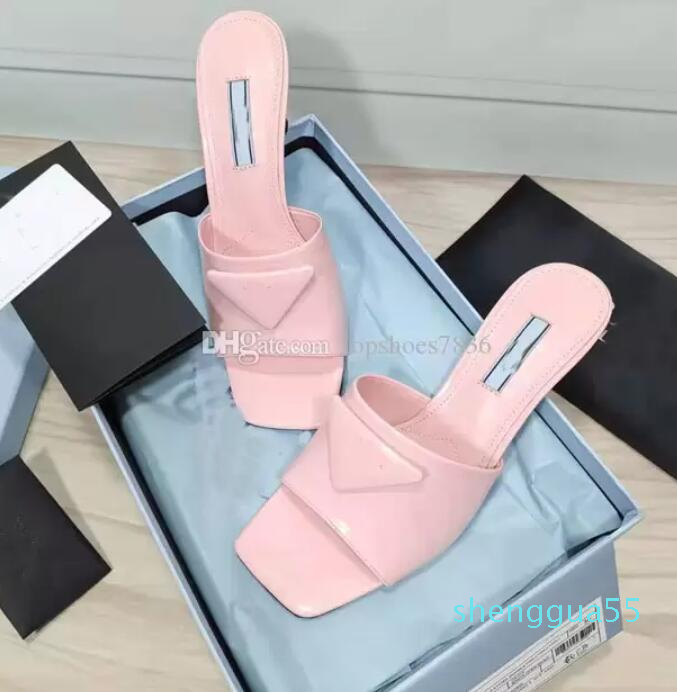 factory direct selling women's slippers Fashion Square Head real leather middle heel wedding dress designer street show 6.5cm, Black
factory direct selling women's slippers Fashion Square Head real leather middle heel wedding dress designer street show 6.5cm, Black