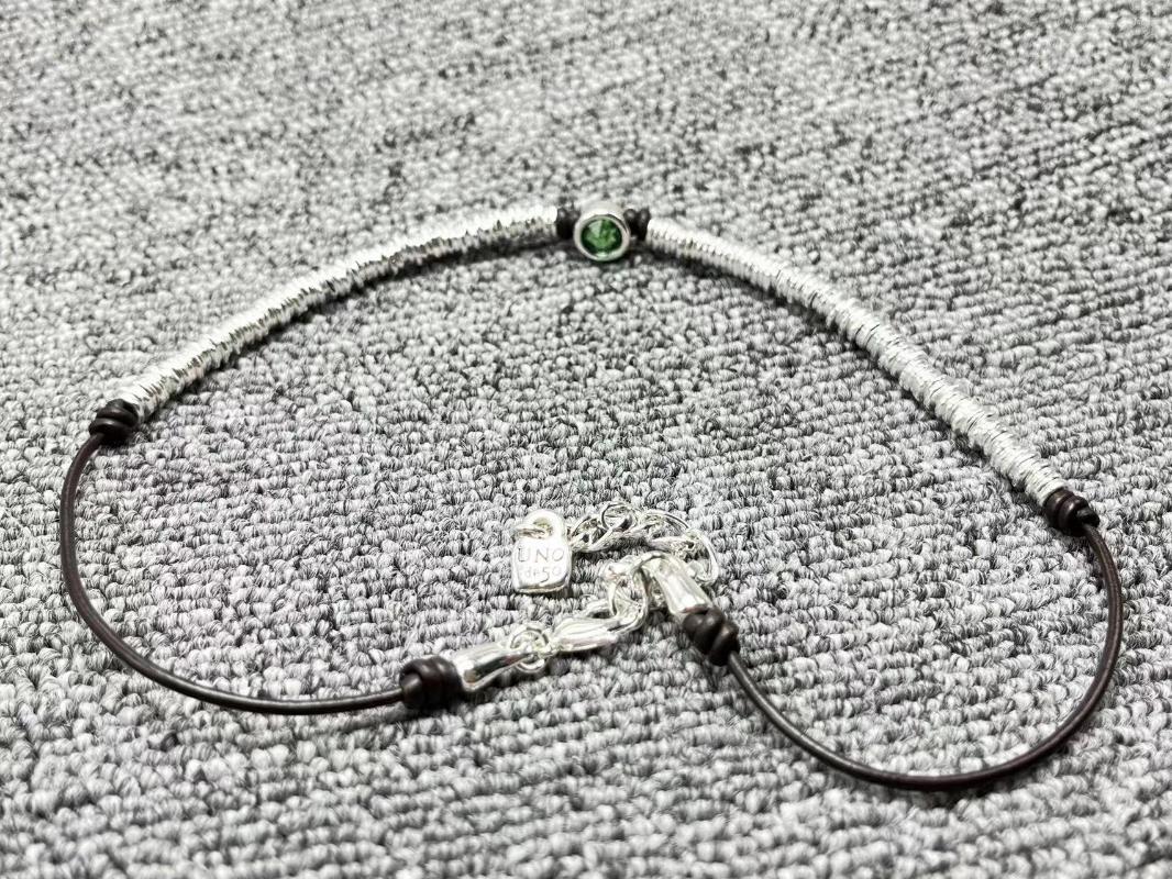 Chains 2023 UNOde50 Fashion 925 Silver Plated Beaded String Green Necklace Holiday Gift
Chains 2023 UNOde50 Fashion 925 Silver Plated Beaded String Green Necklace Holiday Gift
