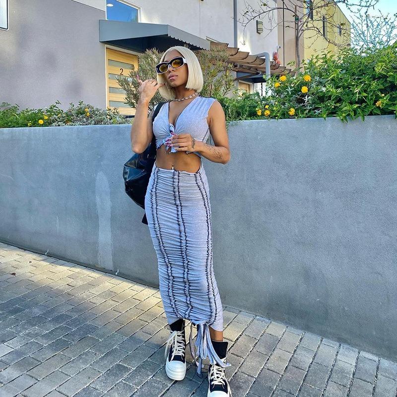 Skirts 2 Pieces Set V-Neck Drawstring Crop Top Long Skirt Elegant Bodycon Sexy Casual Streetwear Party Club Sleeveless Suits, Gray
Skirts 2 Pieces Set V-Neck Drawstring Crop Top Long Skirt Elegant Bodycon Sexy Casual Streetwear Party Club Sleeveless Suits, Gray