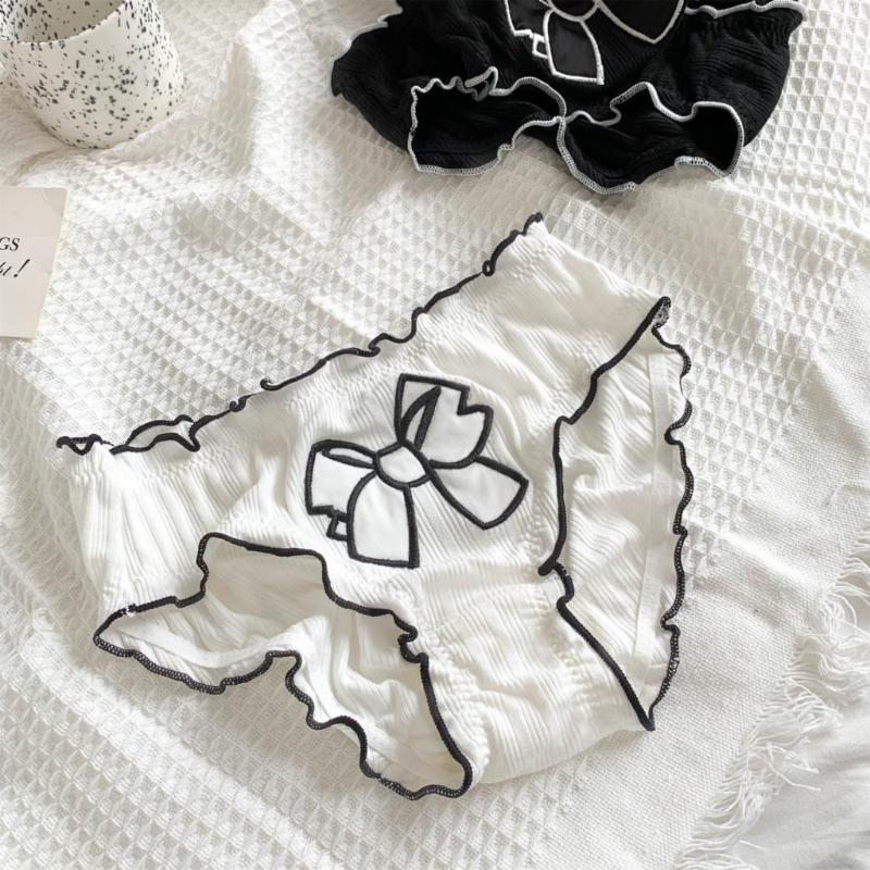Women's Panties Japanese Style Embroidery Bowknot Cute JK Girl Underwear Women's Summer Pure Cotton Briefs, Angel white
Women's Panties Japanese Style Embroidery Bowknot Cute JK Girl Underwear Women's Summer Pure Cotton Briefs, Angel white