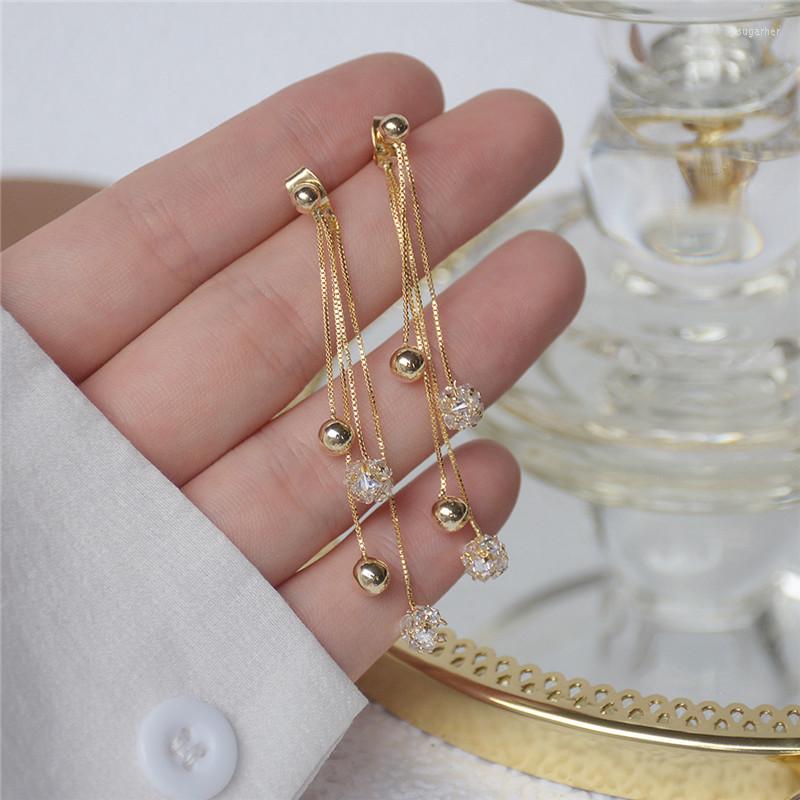 Stud Earrings Elegant Exquisite 14K Real Gold Tassel Diamond Ball Metal Beanie Long For Women Cubic Zircon ZC
Stud Earrings Elegant Exquisite 14K Real Gold Tassel Diamond Ball Metal Beanie Long For Women Cubic Zircon ZC