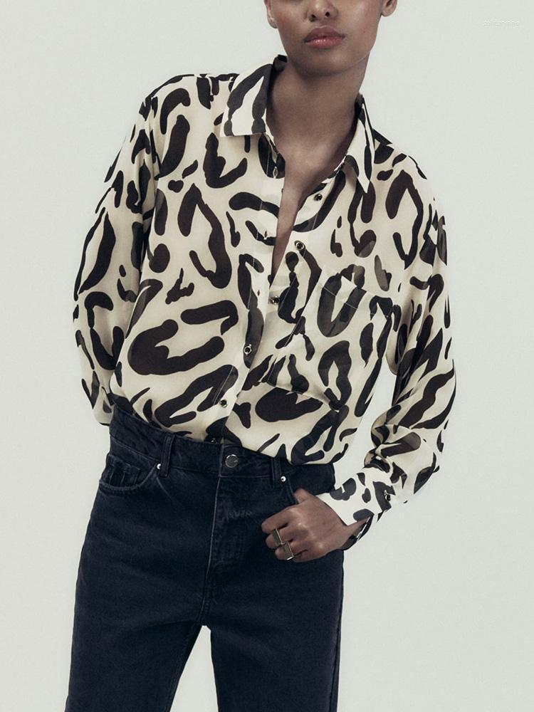 Women's Blouses Tops Women 2023 Fashion Vintage Animal Print Shirt With Patch Pocket Button Up Lapel Long Sleeve Lightweight Chiffon Top, Beige
Women's Blouses Tops Women 2023 Fashion Vintage Animal Print Shirt With Patch Pocket Button Up Lapel Long Sleeve Lightweight Chiffon Top, Beige
