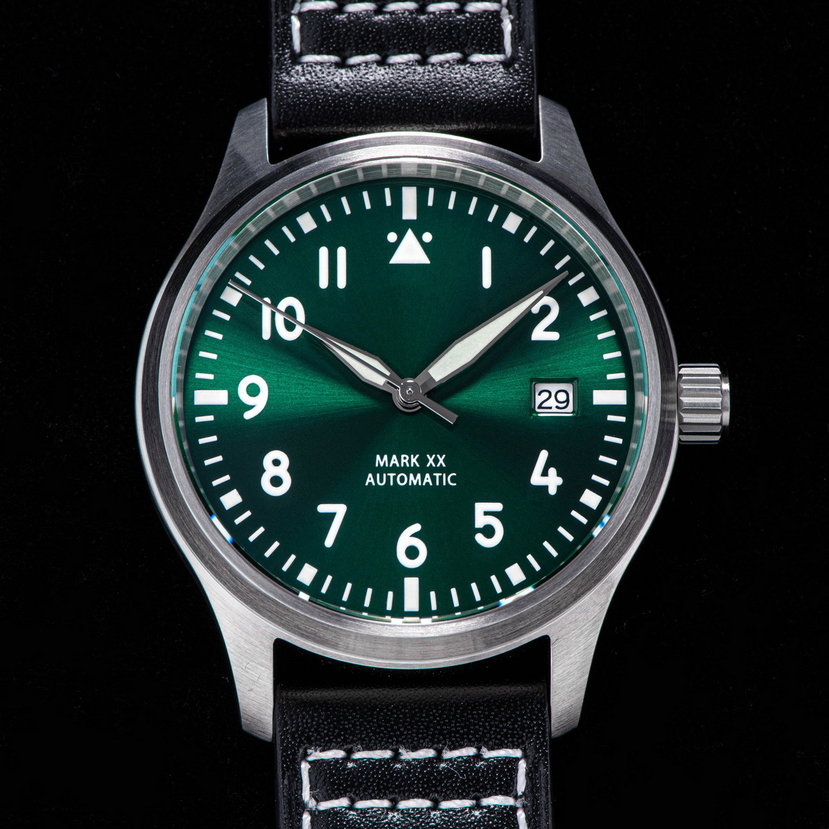 Wristwatches SEESTERN Mens Watch Automatic Mechanical Wristwatches Luminous Sapphire Crystal Waterproof NH35 Movement Military Air Force 230313