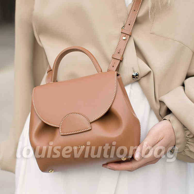 polene Evening Bags France small female bag French design light luxury single shoulder crossbody bags portable leather handbag, 21x9x17cm-6
polene Evening Bags France small female bag French design light luxury single shoulder crossbody bags portable leather handbag, 21x9x17cm-6