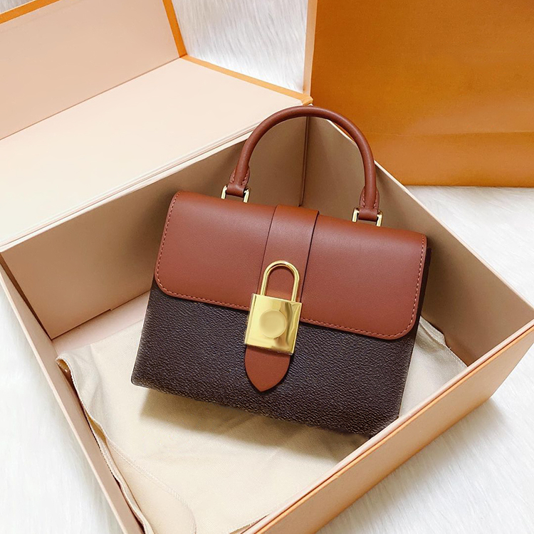 7A quality M44322 satchel Bag locky bb clutch tote flap Genuine leather Luxury Designer pochette Women's mens Magnetic Padlock handbag real crossbody Shoulder Bags, Mon0gram white
7A quality M44322 satchel Bag locky bb clutch tote flap Genuine leather Luxury Designer pochette Women's mens Magnetic Padlock handbag real crossbody Shoulder Bags, Mon0gram white