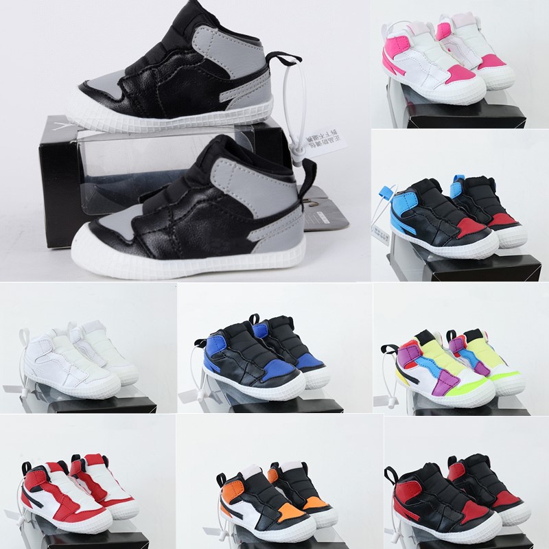 Kids shoes toddler 1s infants baby Jumpman designer boys basketball 1 shoe Children black sneaker Chicago blue trainers baby kid shoe size 18-21
Kids shoes toddler 1s infants baby Jumpman designer boys basketball 1 shoe Children black sneaker Chicago blue trainers baby kid shoe size 18-21