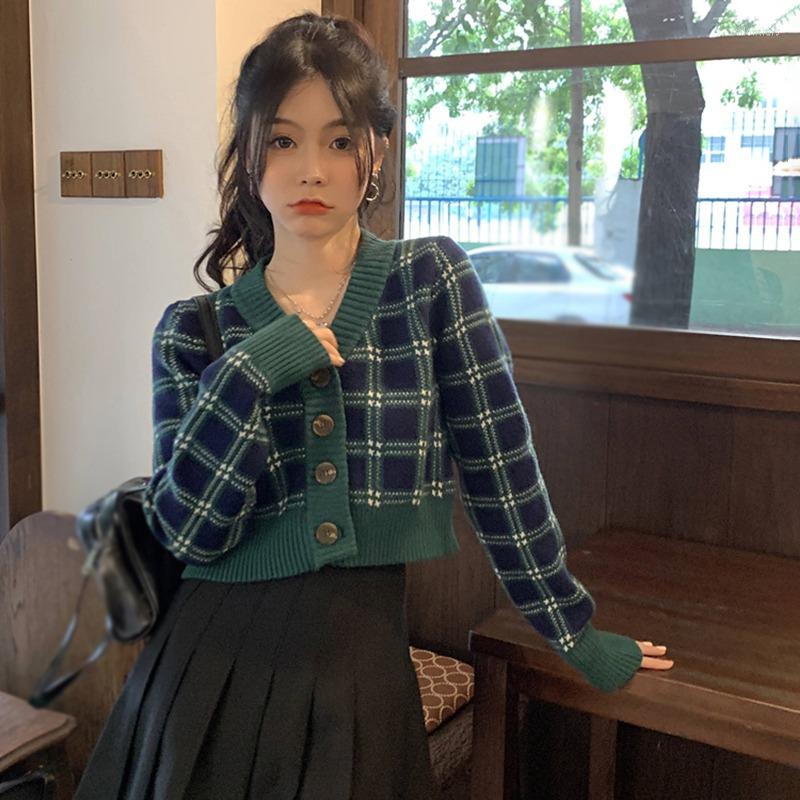 Women's Jackets Cardigan For Women Women's Plaid Sweater Vintage V-Neck Single Breasted Autumn Winter Korea Fashion Cropped
Women's Jackets Cardigan For Women Women's Plaid Sweater Vintage V-Neck Single Breasted Autumn Winter Korea Fashion Cropped