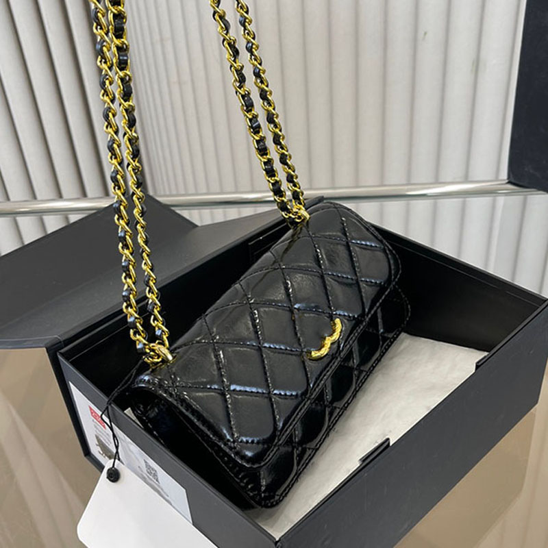 Womens Leisure Mini WOC Flap Square Bags Diamond Lattice Gold Metal Hardware Matelasse Chain Crossbody Shoulder Handbags Luxury Designer Purse Sacoche 19x9cm, Box
Womens Leisure Mini WOC Flap Square Bags Diamond Lattice Gold Metal Hardware Matelasse Chain Crossbody Shoulder Handbags Luxury Designer Purse Sacoche 19x9cm, Box