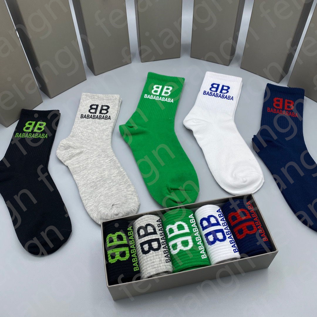 Brand mens Socks 5 Pair Designer Men Socks Cotton Man Woman Socks Sports Mesh Letter BB Printed Design Sock for Men, As picture
Brand mens Socks 5 Pair Designer Men Socks Cotton Man Woman Socks Sports Mesh Letter BB Printed Design Sock for Men, As picture