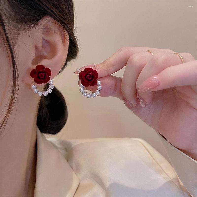 Stud Earrings Korean Red Rose Flower Simulation Pearl For Women Vintage Fashion Butterfly Long Tassel Party Jewelry
Stud Earrings Korean Red Rose Flower Simulation Pearl For Women Vintage Fashion Butterfly Long Tassel Party Jewelry