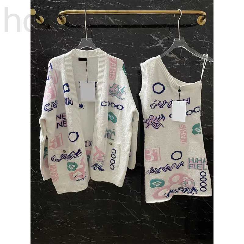 Women' Sweaters Designer Fashion Brand Winter Contrast Embroid Long Sleeve Cardigans Women Buttons Pockets Vintage Sweater KKYP, Dress
Women' Sweaters Designer Fashion Brand Winter Contrast Embroid Long Sleeve Cardigans Women Buttons Pockets Vintage Sweater KKYP, Dress