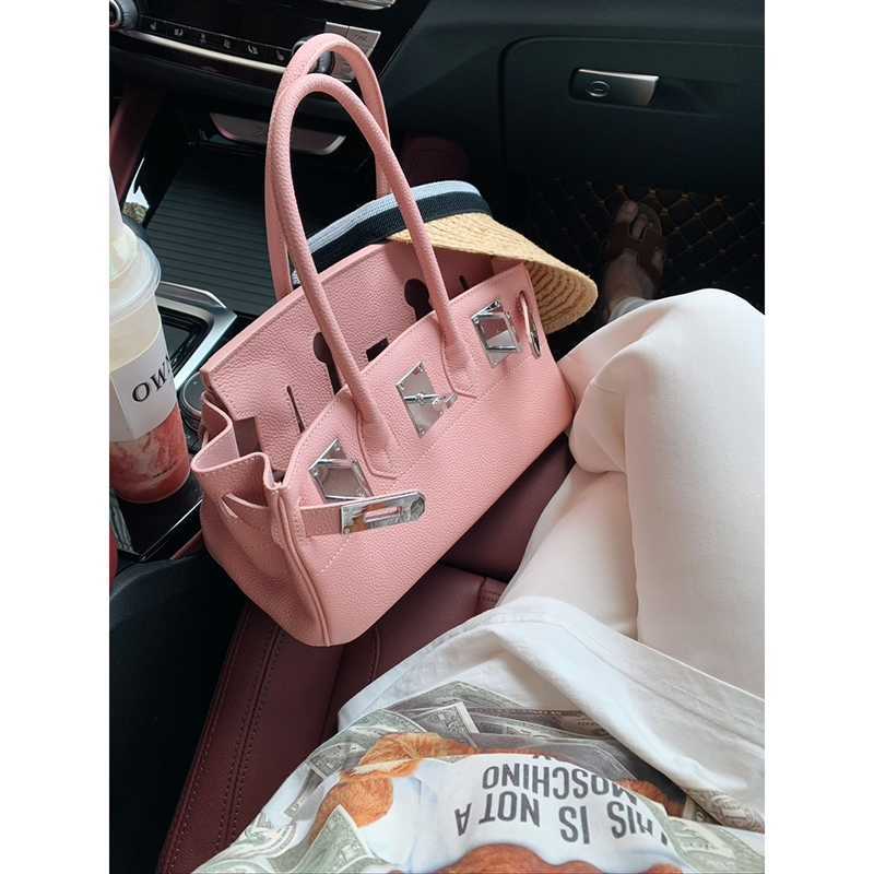 designer women handbag birkin Silver buckle bags large bag with cowhide and on the top layer, Cherry powder 30cm
designer women handbag birkin Silver buckle bags large bag with cowhide and on the top layer, Cherry powder 30cm