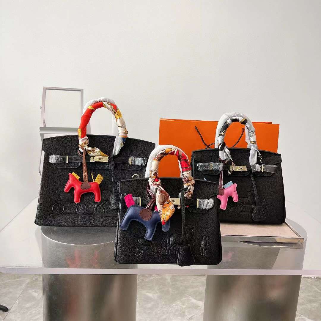 Designer Bags Birkin Handbags Herms Tote Bag New Style Bag Handbag Cowhide Leather Womens One Shoulder Fashion Versatile Mature Premium Star Have Logo Frj, Orange
Designer Bags Birkin Handbags Herms Tote Bag New Style Bag Handbag Cowhide Leather Womens One Shoulder Fashion Versatile Mature Premium Star Have Logo Frj, Orange