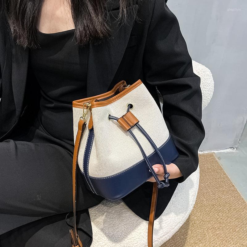 Evening Bags 2023 Niche Single Shoulder Messenger Bag Women's Fashion Versatile Large Capacity, White
Evening Bags 2023 Niche Single Shoulder Messenger Bag Women's Fashion Versatile Large Capacity, White