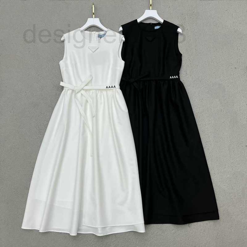 Casual Dresses Designer 2023 Summer New Sleeveless High Waist Solid With Belt O-neck Triangle Brooch Women Lady Long 25XP, Black
Casual Dresses Designer 2023 Summer New Sleeveless High Waist Solid With Belt O-neck Triangle Brooch Women Lady Long 25XP, Black