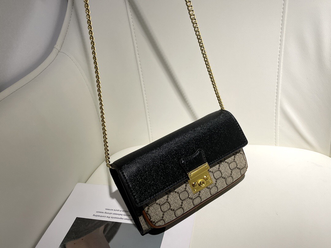 2023 designer fashion luxury handbag Shoulder Bag women Handbags Chain circular bags Classic bee tiger snake alphabet wallet 2512, Letter & digram
2023 designer fashion luxury handbag Shoulder Bag women Handbags Chain circular bags Classic bee tiger snake alphabet wallet 2512, Letter & digram