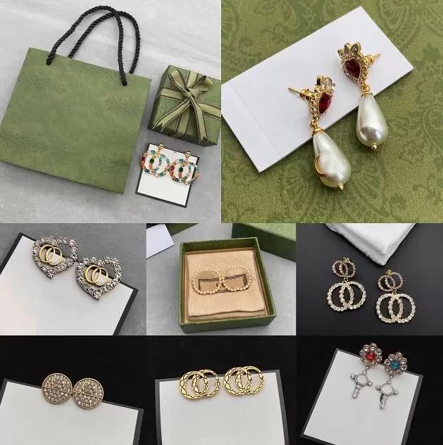 Women 18K Gold Plated Brand Designers Letters Stud Geometric Famous Ladies Round Crystal Rhinestone Pearl Earring Wedding Party Jewerlry
Women 18K Gold Plated Brand Designers Letters Stud Geometric Famous Ladies Round Crystal Rhinestone Pearl Earring Wedding Party Jewerlry