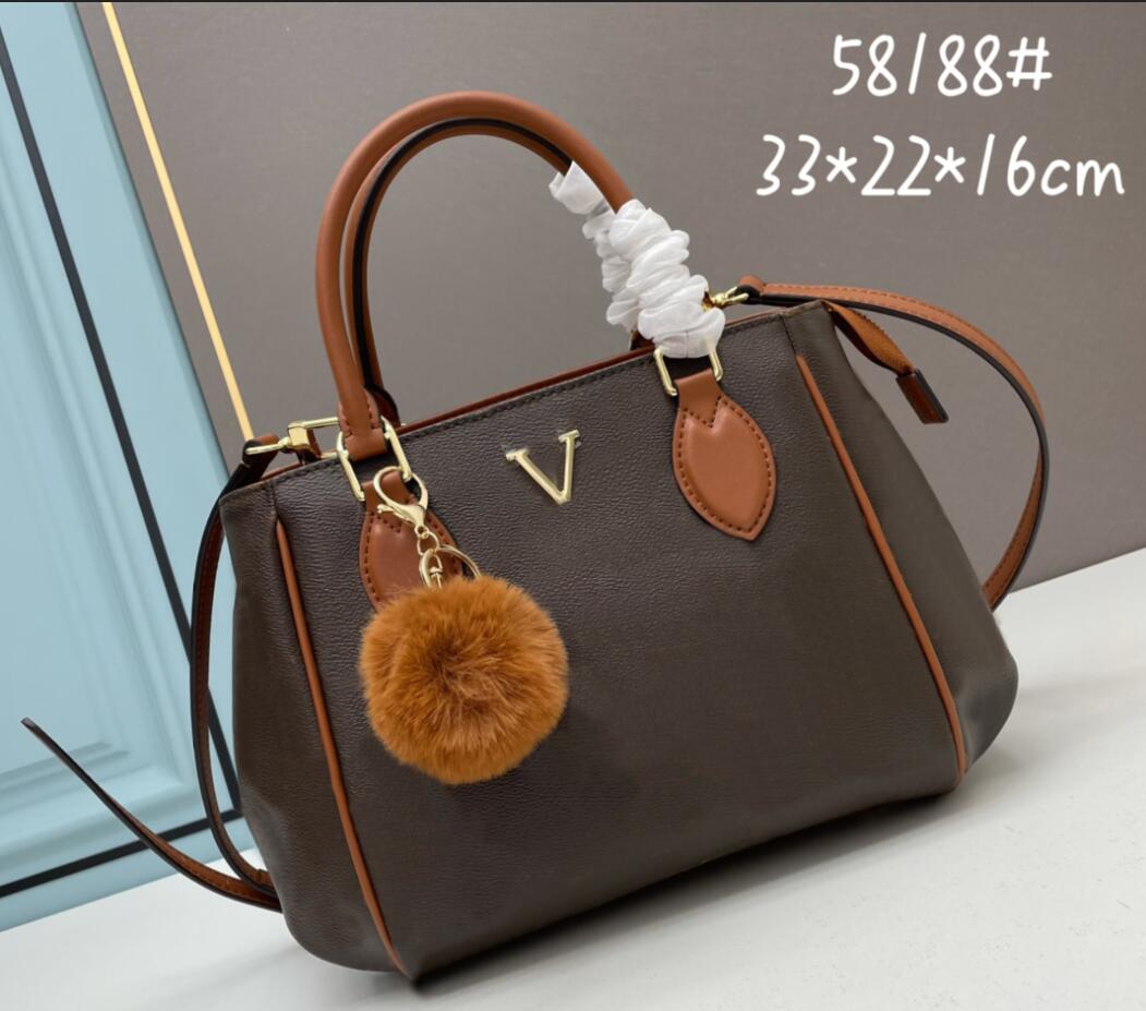 New luxury fashion women's bag Single Shoulder Bag 10A top quality Presbyard leather Strap Leather Handbag Leisure Shopping Bag Tote M58188, Dark brown
New luxury fashion women's bag Single Shoulder Bag 10A top quality Presbyard leather Strap Leather Handbag Leisure Shopping Bag Tote M58188, Dark brown