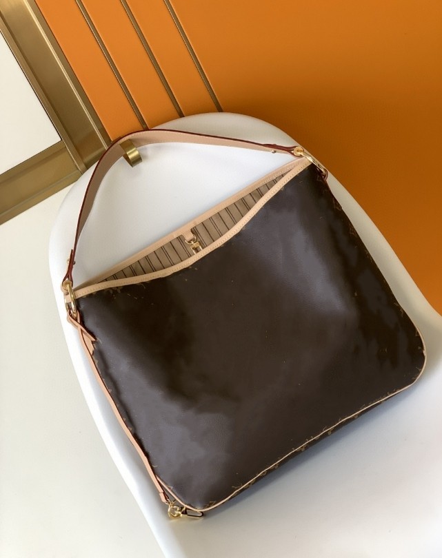 2023 Totes Women Trunk Bag Fashion Shoulder Bags Designer Mini Square Box Leather Handbags Old Flower Classical Handbag Crossbody High Quality A5, Brown 
2023 Totes Women Trunk Bag Fashion Shoulder Bags Designer Mini Square Box Leather Handbags Old Flower Classical Handbag Crossbody High Quality A5, Brown