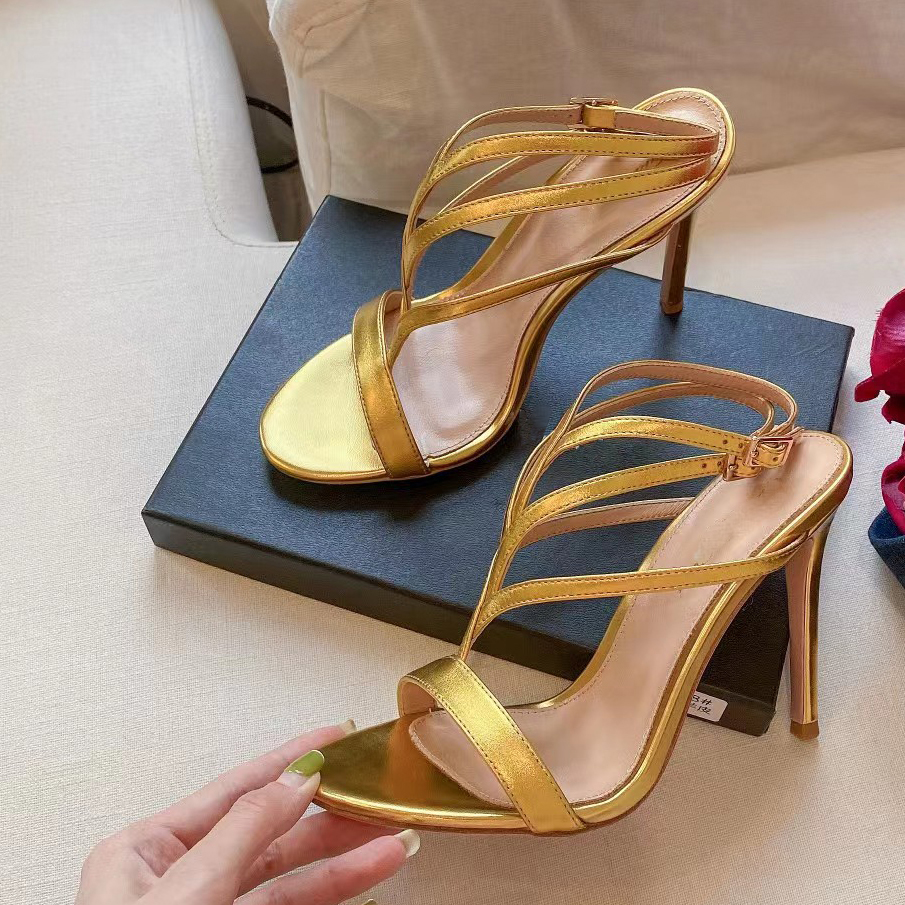 Gianvito Rossi designer sandals high heeled women dress shoe 10.5CM empty ankle buckle at the back fashionable leather lace combination casual party shoes, 3#
Gianvito Rossi designer sandals high heeled women dress shoe 10.5CM empty ankle buckle at the back fashionable leather lace combination casual party shoes, 3#