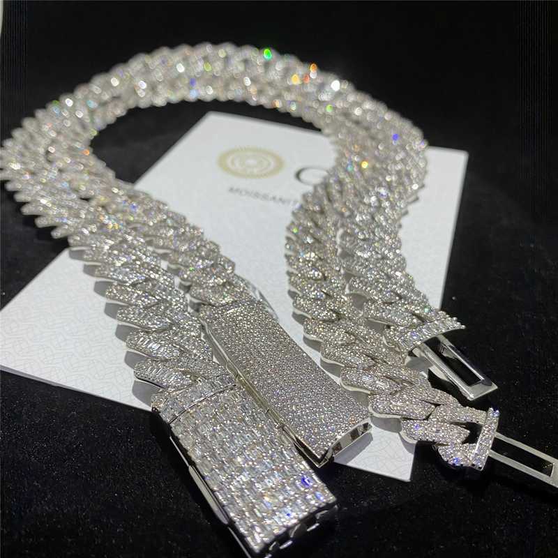 Custom Hip Hop Jewelry Thick 13mm 15mm Baguette Vvs Moissanite Diamond Necklace 925 Silver Gold Plated Cuban Link Chain Bracelet
Custom Hip Hop Jewelry Thick 13mm 15mm Baguette Vvs Moissanite Diamond Necklace 925 Silver Gold Plated Cuban Link Chain Bracelet