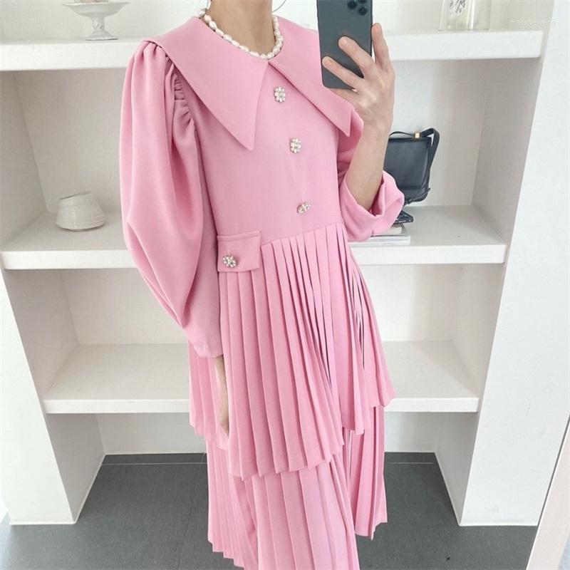 Casual Dresses Turn-down Collar Robe Pleated Dress Diamonds Flower Button Long Sleeve Straight Women Party Age-reducing Sweet I055, Pink
Casual Dresses Turn-down Collar Robe Pleated Dress Diamonds Flower Button Long Sleeve Straight Women Party Age-reducing Sweet I055, Pink