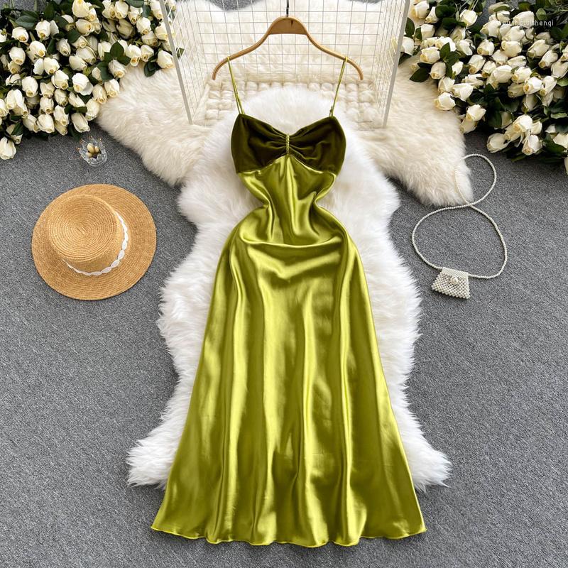Casual Dresses ZCWXM Party Women Evening Elegant Mid-calf Off Shoulder Sexy Spaghetti Strap Satin Night Luxurious Backless Green Dress
Casual Dresses ZCWXM Party Women Evening Elegant Mid-calf Off Shoulder Sexy Spaghetti Strap Satin Night Luxurious Backless Green Dress