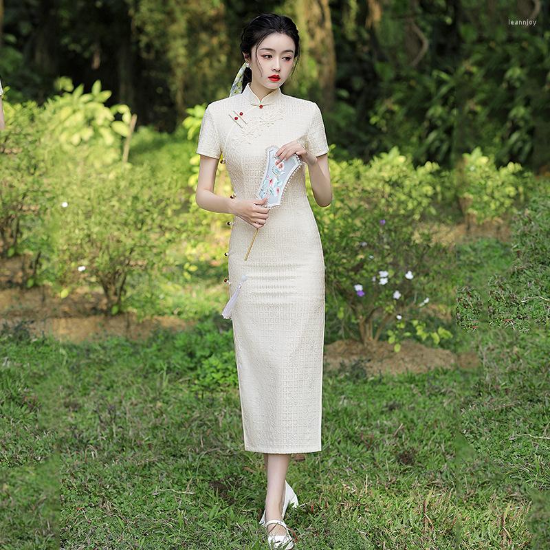Ethnic Clothing Female Summer Social Etiquette Dress Embroidery Lady Short Sleeve Qipao Lace Elegant Chinese Traditional Cheongsam
Ethnic Clothing Female Summer Social Etiquette Dress Embroidery Lady Short Sleeve Qipao Lace Elegant Chinese Traditional Cheongsam