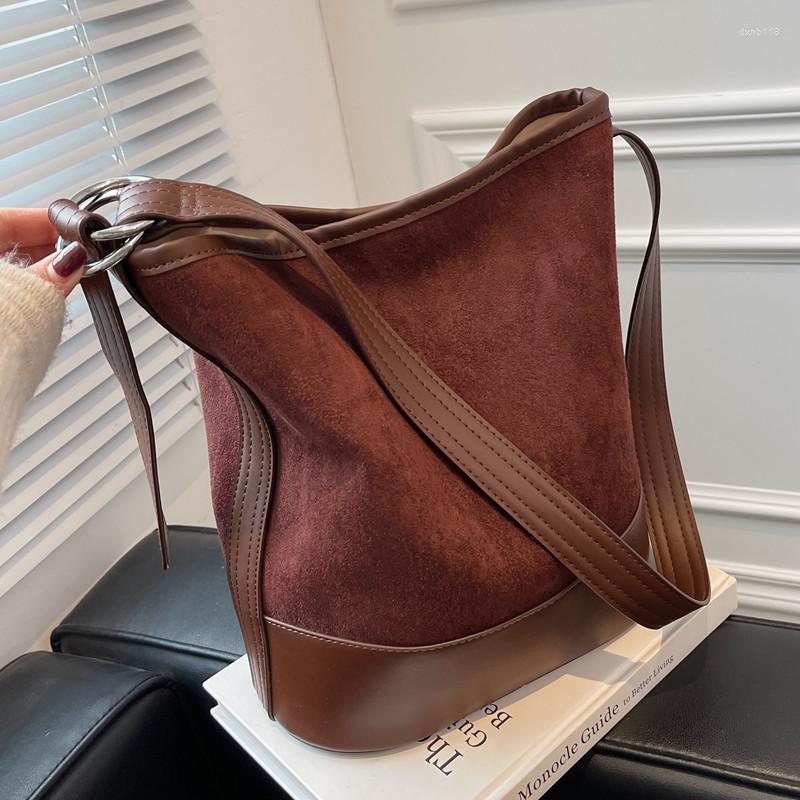 Evening Bags Vintage Matte PU Leather Women Bucket Shoulder Bag Luxury Designer Female Crossbody Ladies Handbag Satchel Bolsos Coffee Bao, Black
Evening Bags Vintage Matte PU Leather Women Bucket Shoulder Bag Luxury Designer Female Crossbody Ladies Handbag Satchel Bolsos Coffee Bao, Black