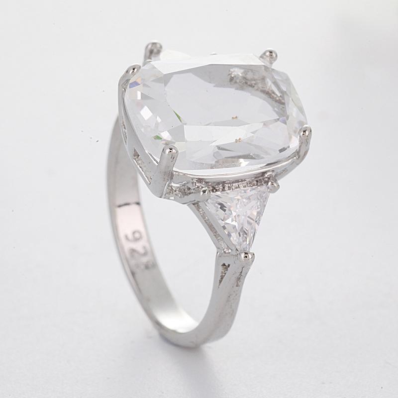 Wedding Rings Fashion Europe Style Love White Crystal Ring Jewelry Classic Lady Cubic Zirconia Engagement For Women Party Gift
Wedding Rings Fashion Europe Style Love White Crystal Ring Jewelry Classic Lady Cubic Zirconia Engagement For Women Party Gift
