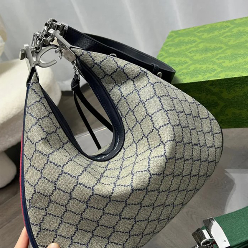 Designer Bag Canvas Cross Body Bag For Women Hobo Totes Fashion Retro Plaid Should Bags Womens Tote Luxury Handbag Crossbody Purse 2023 Hot, G1
Designer Bag Canvas Cross Body Bag For Women Hobo Totes Fashion Retro Plaid Should Bags Womens Tote Luxury Handbag Crossbody Purse 2023 Hot, G1