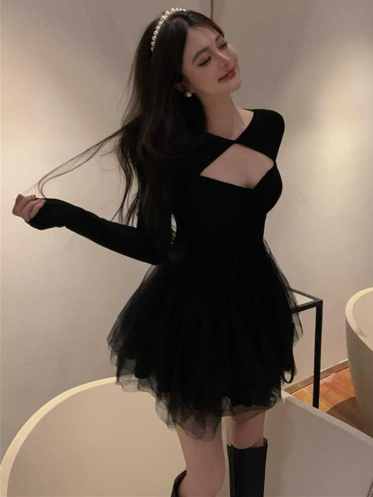 Casual Dresses Y2K Mini Dress Long Sleeve Mesh Poncho Dresses Fairycore 2023 New Women Fashion Hollow Out Cake Dress Emo Alt Vintage Goth Z0306, Black
Casual Dresses Y2K Mini Dress Long Sleeve Mesh Poncho Dresses Fairycore 2023 New Women Fashion Hollow Out Cake Dress Emo Alt Vintage Goth Z0306, Black