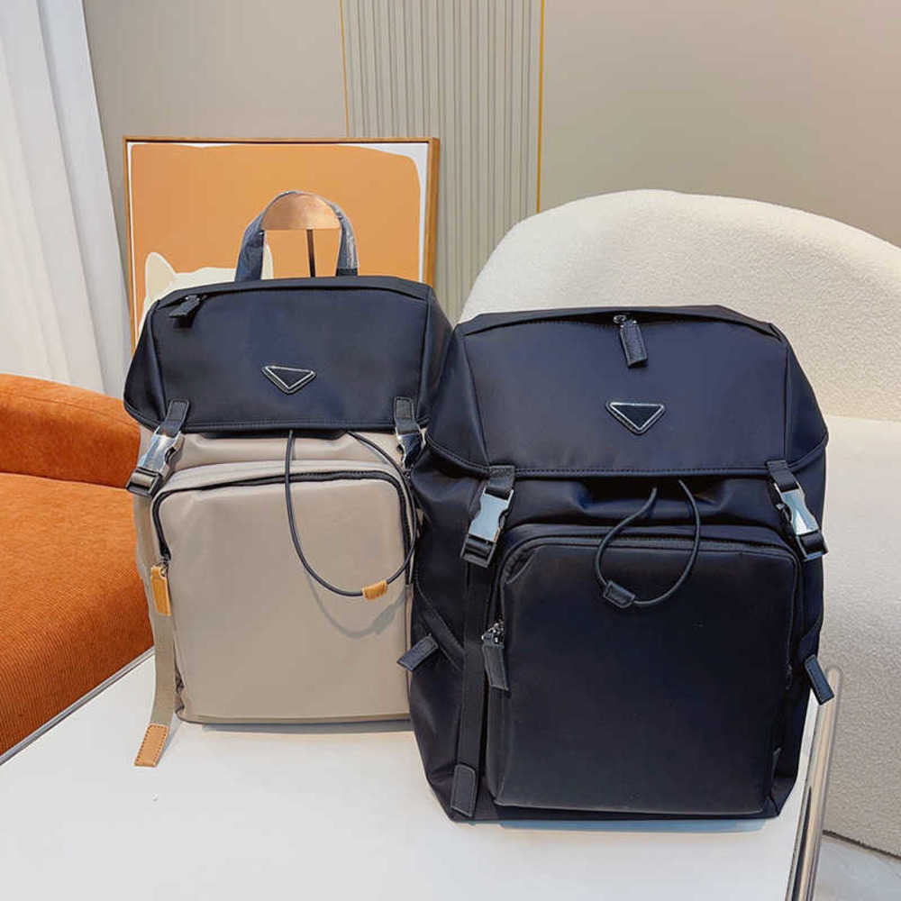 backpacks designer bag mens backpack purse women bookbag back pack men bagpack Vintage Shoulder Travel Handbags luggage 230117, Black
backpacks designer bag mens backpack purse women bookbag back pack men bagpack Vintage Shoulder Travel Handbags luggage 230117, Black